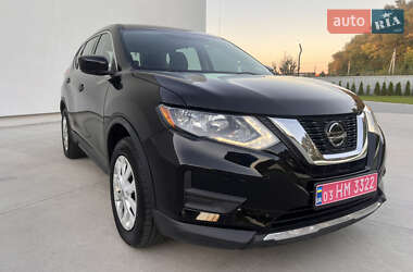 Позашляховик / Кросовер Nissan Rogue 2018 в Луцьку