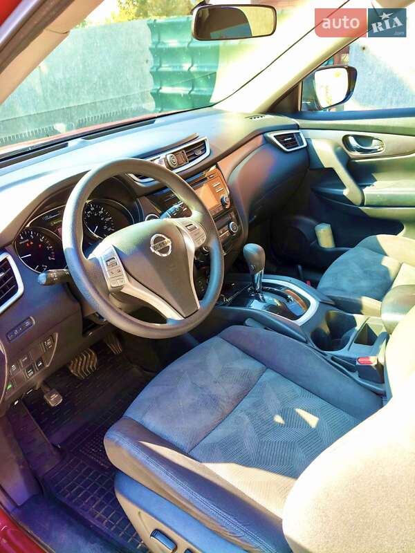 Внедорожник / Кроссовер Nissan Rogue 2015 в Днепре