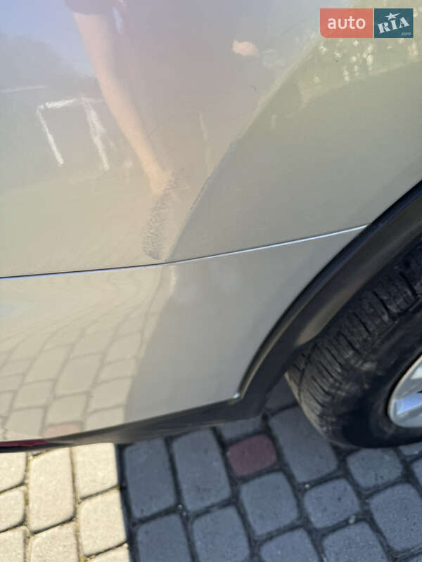 Внедорожник / Кроссовер Nissan Rogue 2016 в Львове