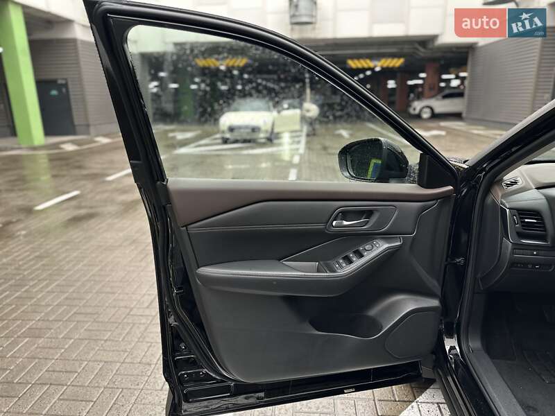 Позашляховик / Кросовер Nissan Rogue 2023 в Києві фото 15 Позашляховик / Кросовер Nissan Rogue 2023 в Києві