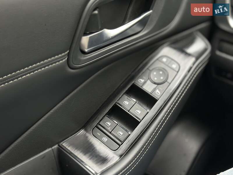 Позашляховик / Кросовер Nissan Rogue 2023 в Києві фото 16 Позашляховик / Кросовер Nissan Rogue 2023 в Києві