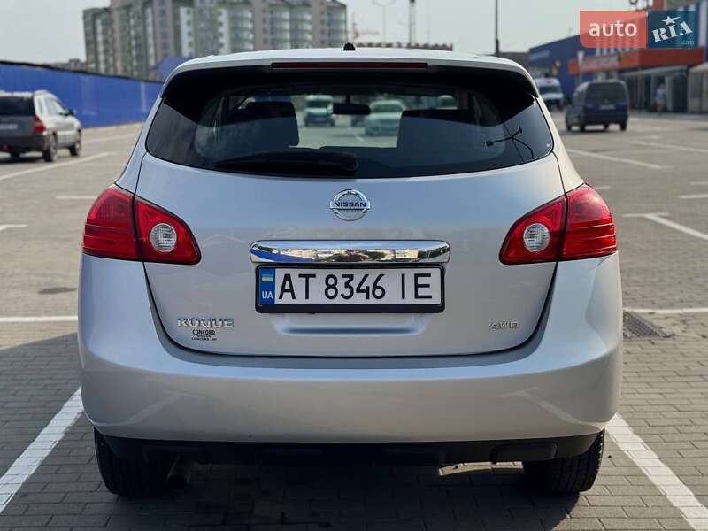 Внедорожник / Кроссовер Nissan Rogue 2013 в Калуше