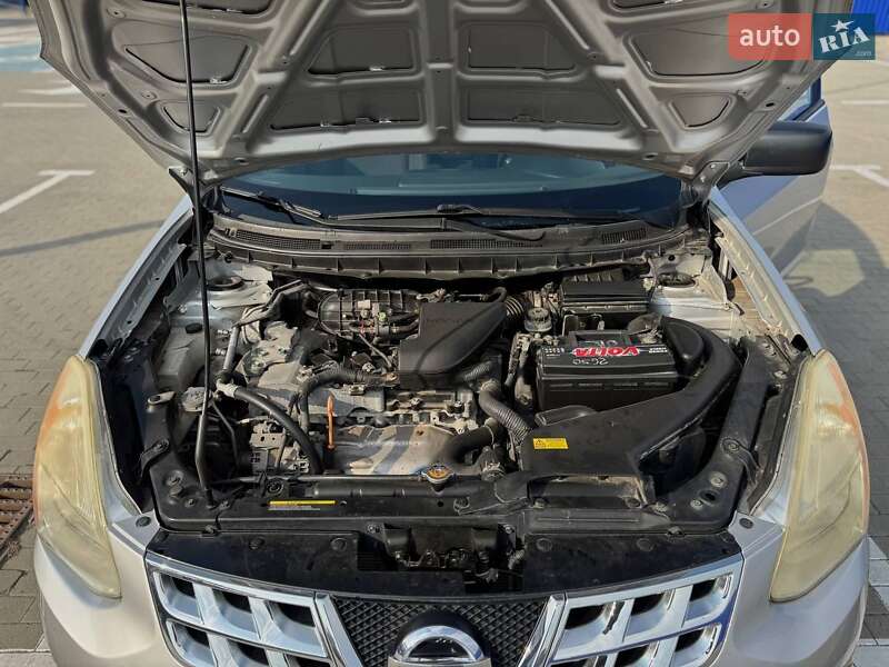 Внедорожник / Кроссовер Nissan Rogue 2013 в Калуше