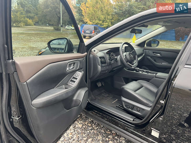 Внедорожник / Кроссовер Nissan Rogue 2020 в Харькове