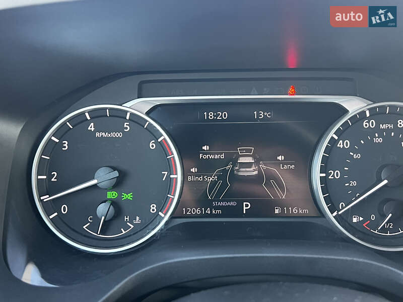 Позашляховик / Кросовер Nissan Rogue 2023 в Львові