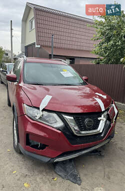 Внедорожник / Кроссовер Nissan Rogue 2017 в Кременчуге