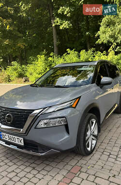 Позашляховик / Кросовер Nissan Rogue 2021 в Львові
