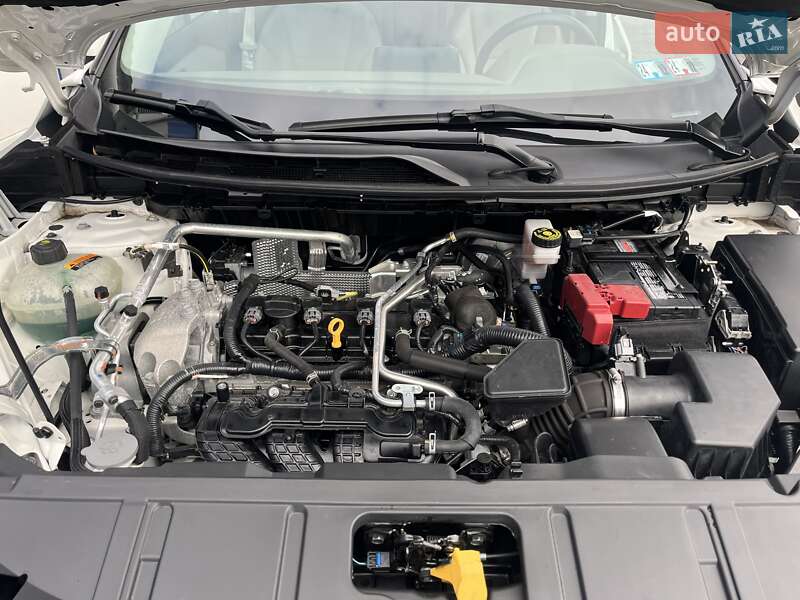 Внедорожник / Кроссовер Nissan Rogue 2021 в Черкассах