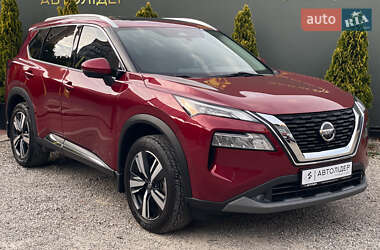 Внедорожник / Кроссовер Nissan Rogue 2021 в 