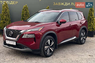 Внедорожник / Кроссовер Nissan Rogue 2021 в 