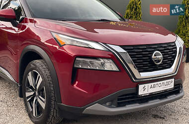 Внедорожник / Кроссовер Nissan Rogue 2021 в 