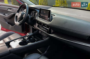 Внедорожник / Кроссовер Nissan Rogue 2021 в 