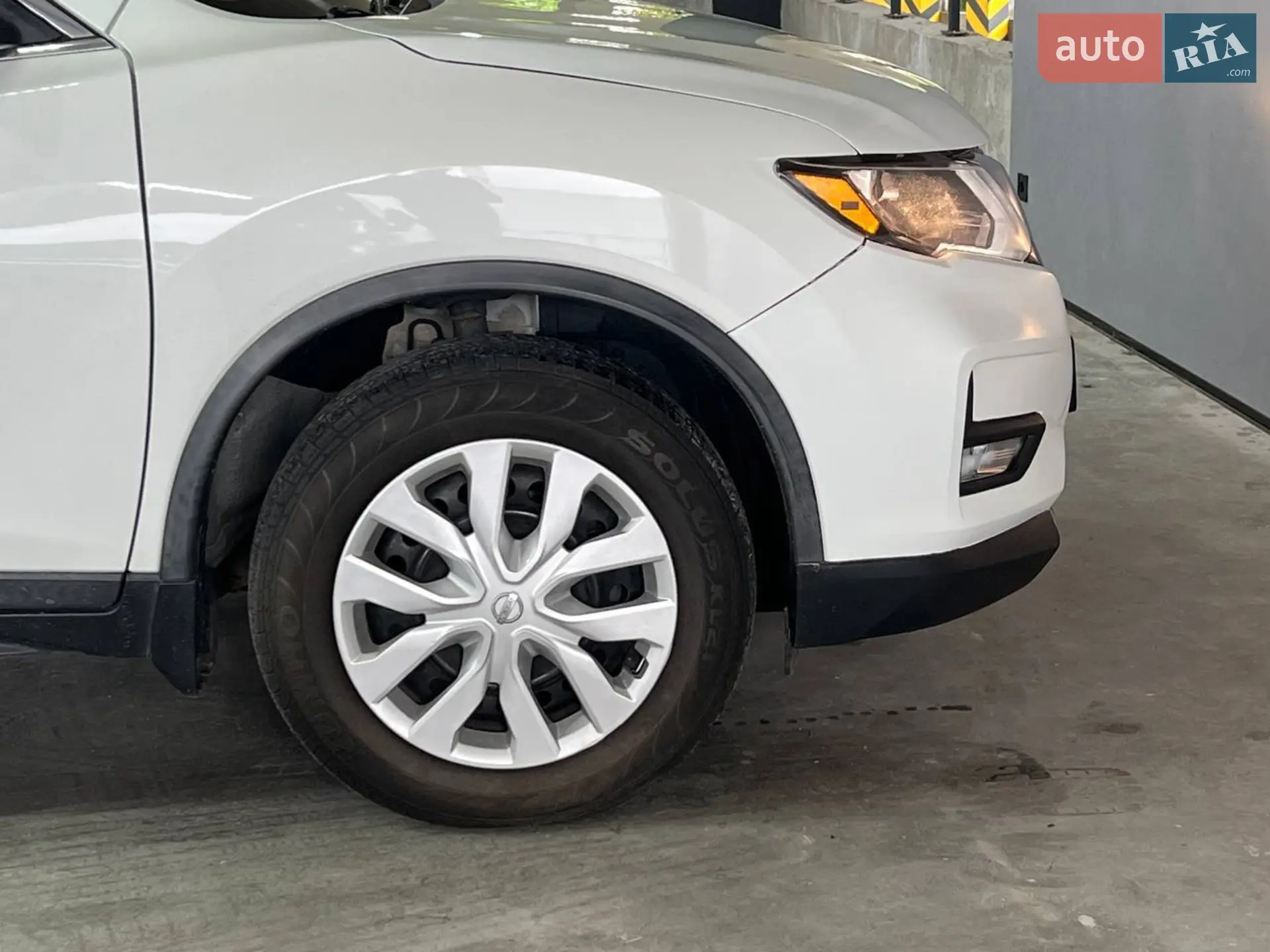 2018 Nissan Rogue - мініатюра 2