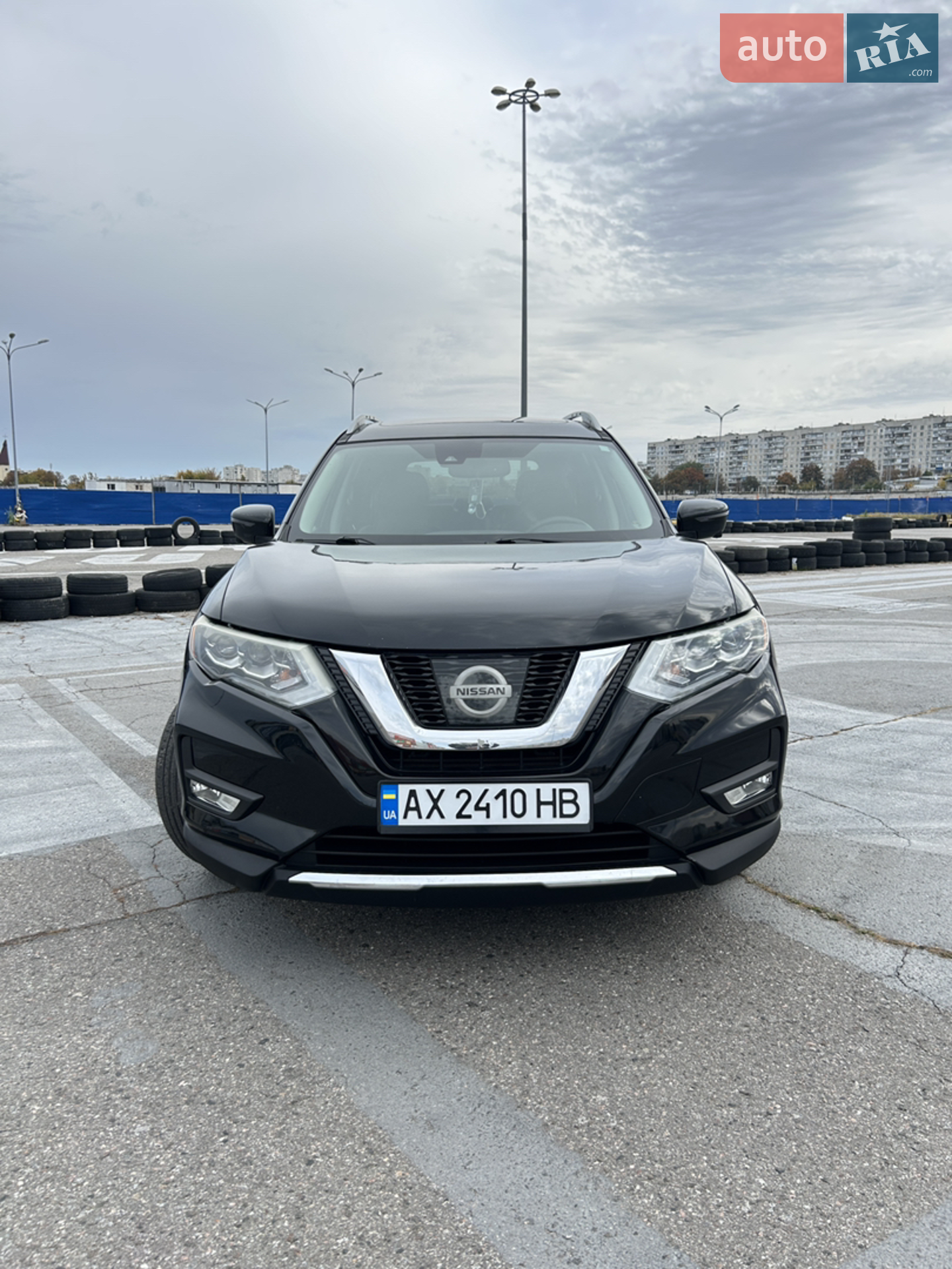 2017 Nissan Rogue - мініатюра 2