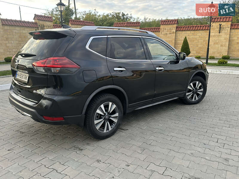 Позашляховик / Кросовер Nissan Rogue 2018 в Ізмаїлі