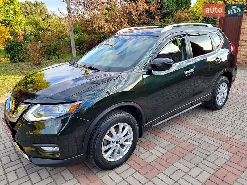 Позашляховик / Кросовер Nissan Rogue 2018 в Запоріжжі