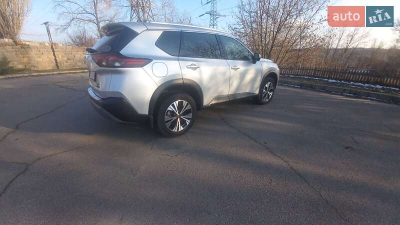 Внедорожник / Кроссовер Nissan Rogue 2021 в Запорожье