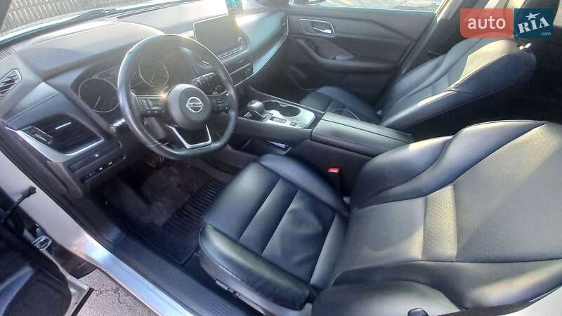 Внедорожник / Кроссовер Nissan Rogue 2021 в Запорожье