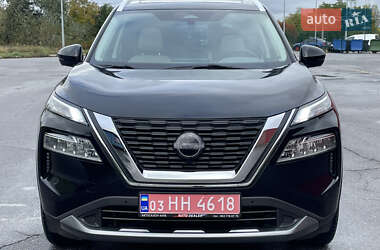 Внедорожник / Кроссовер Nissan Rogue 2023 в 