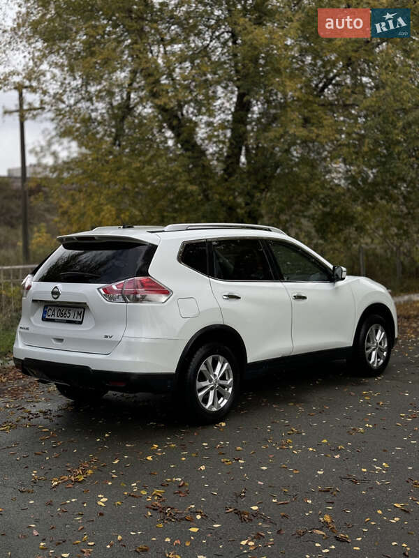 Внедорожник / Кроссовер Nissan Rogue 2016 в Черкассах