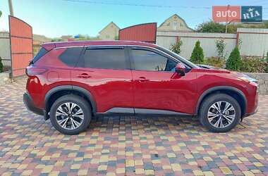 Внедорожник / Кроссовер Nissan Rogue 2021 в 
