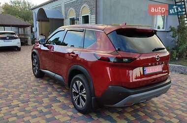 Внедорожник / Кроссовер Nissan Rogue 2021 в 