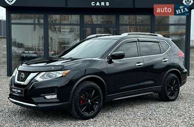 Внедорожник / Кроссовер Nissan Rogue 2018 в Киеве