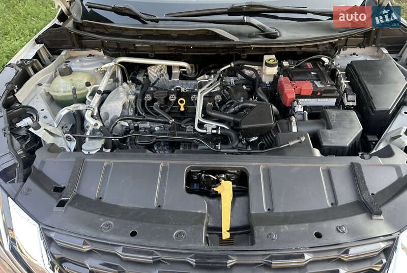Внедорожник / Кроссовер Nissan Rogue 2021 в Белой Церкви