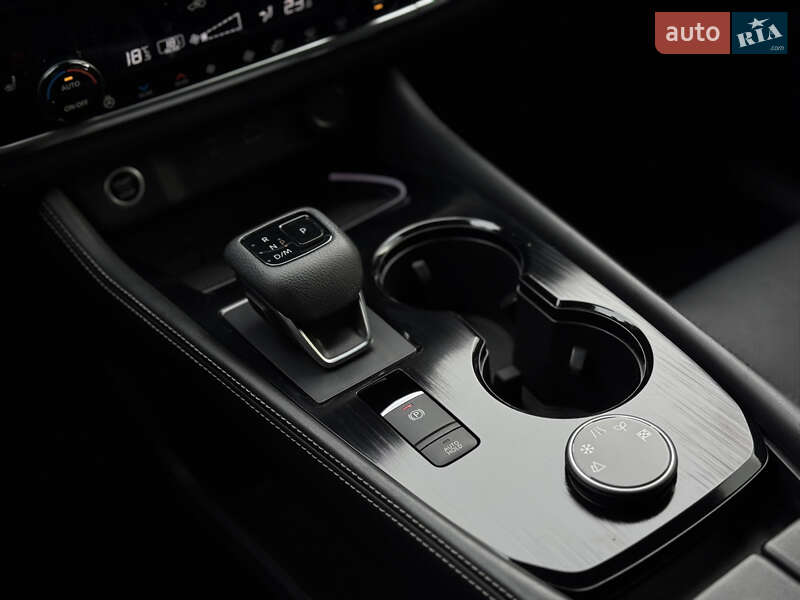 Внедорожник / Кроссовер Nissan Rogue 2021 в Мукачево