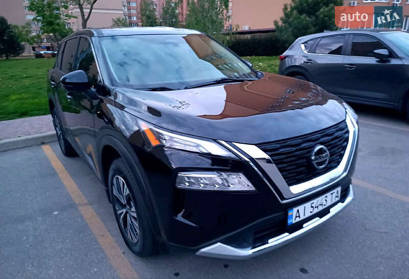 Внедорожник / Кроссовер Nissan Rogue 2020 в 