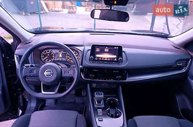 Внедорожник / Кроссовер Nissan Rogue 2020 в 
