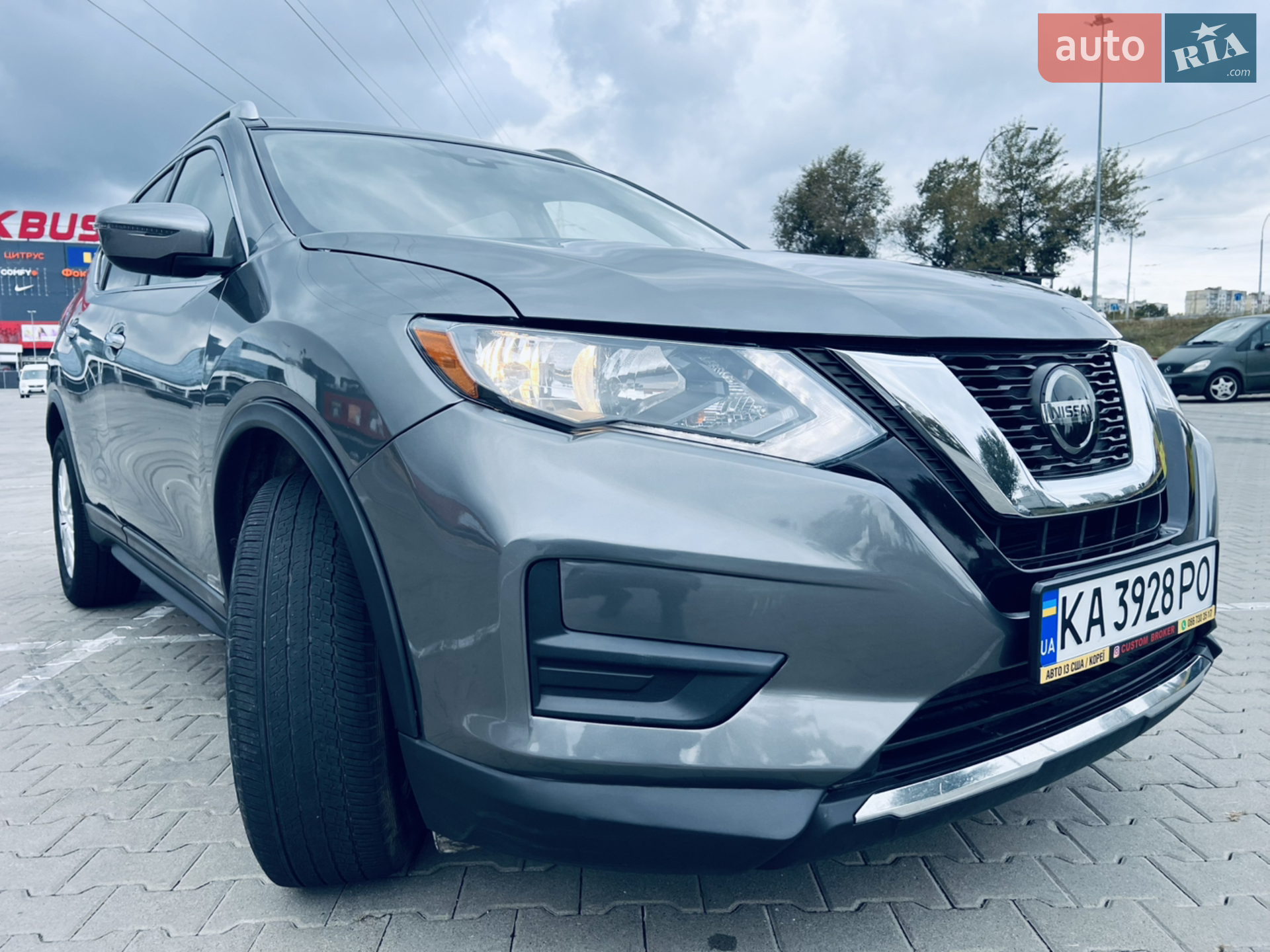 2019 Nissan Rogue - мініатюра 3