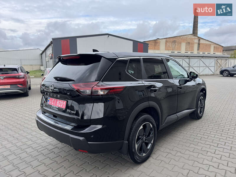 Внедорожник / Кроссовер Nissan Rogue 2024 в Луцке