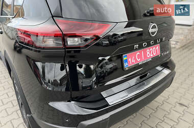 Внедорожник / Кроссовер Nissan Rogue 2024 в 