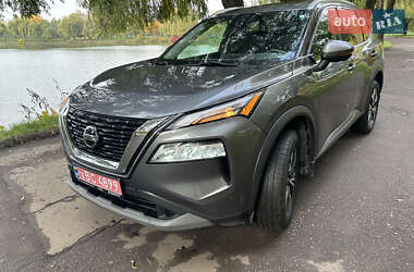 Внедорожник / Кроссовер Nissan Rogue 2021 в 