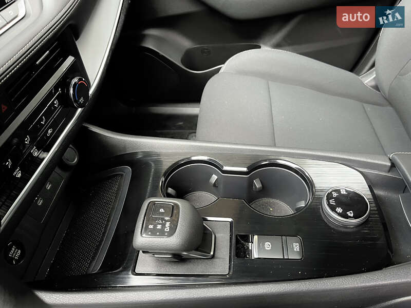 Внедорожник / Кроссовер Nissan Rogue 2024 в Киеве фото 18 Внедорожник / Кроссовер Nissan Rogue 2024 в Киеве