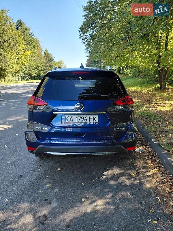 Внедорожник / Кроссовер Nissan Rogue 2018 в Киеве