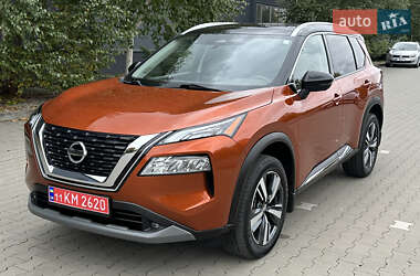 Внедорожник / Кроссовер Nissan Rogue 2021 в Киеве