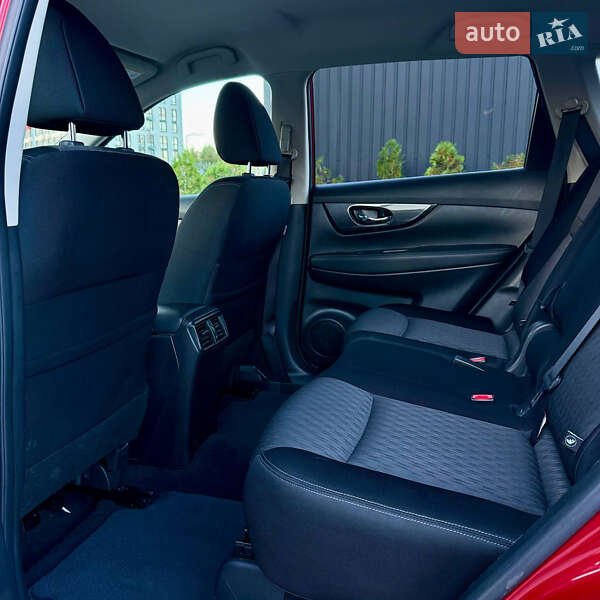 Позашляховик / Кросовер Nissan Rogue 2016 в Києві фото 35 Позашляховик / Кросовер Nissan Rogue 2016 в Києві