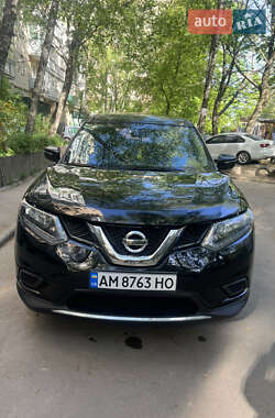 Позашляховик / Кросовер Nissan Rogue 2015 в Житомирі