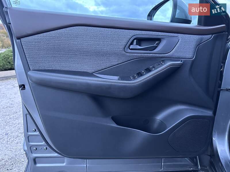Внедорожник / Кроссовер Nissan Rogue 2021 в Днепре