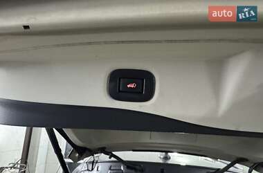 Позашляховик / Кросовер Nissan Rogue 2018 в 