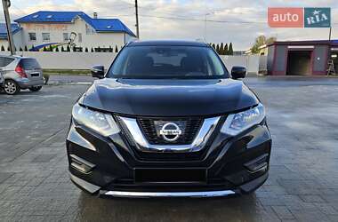 Внедорожник / Кроссовер Nissan Rogue 2019 в Калуше