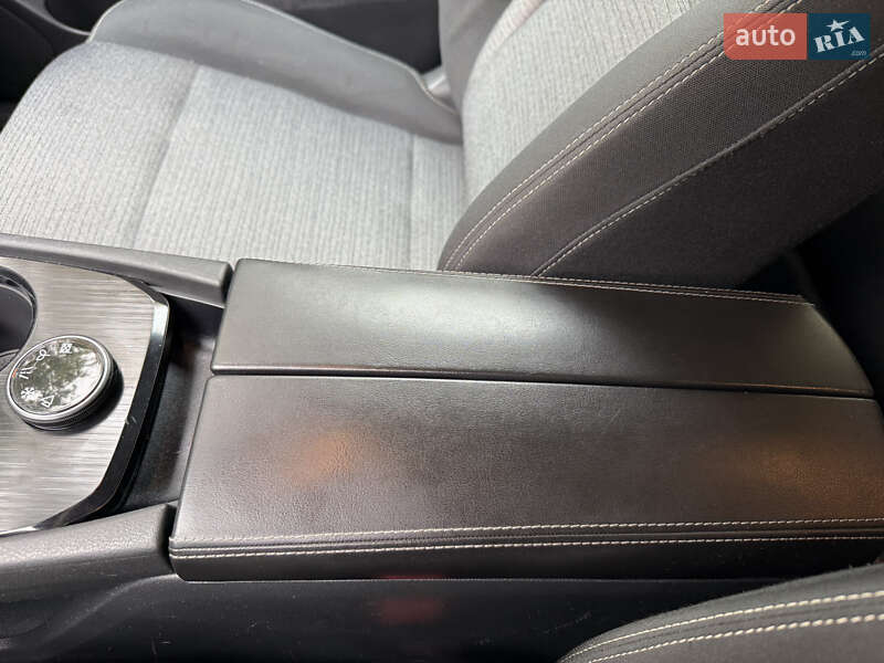 Внедорожник / Кроссовер Nissan Rogue 2020 в Киеве фото 39 Внедорожник / Кроссовер Nissan Rogue 2020 в Киеве