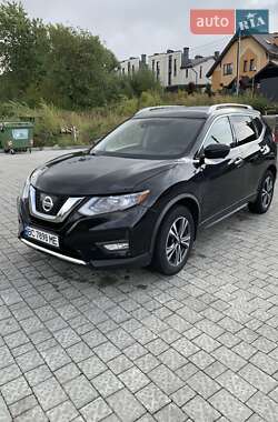 Позашляховик / Кросовер Nissan Rogue 2018 в Львові
