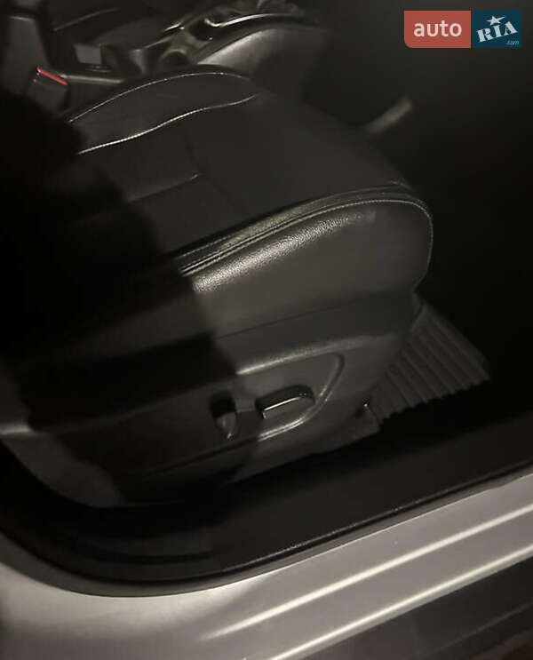 Позашляховик / Кросовер Nissan Rogue 2019 в Тернополі фото 7 Позашляховик / Кросовер Nissan Rogue 2019 в Тернополі