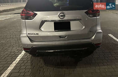 Внедорожник / Кроссовер Nissan Rogue 2019 в 