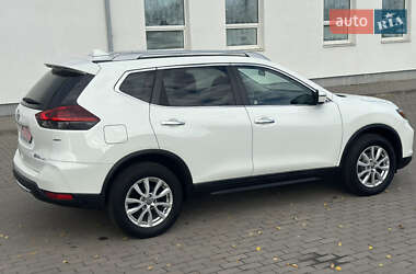Внедорожник / Кроссовер Nissan Rogue 2019 в 