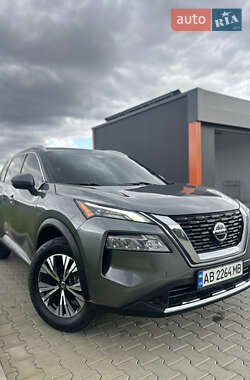 Внедорожник / Кроссовер Nissan Rogue 2021 в Виннице