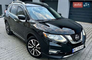 Внедорожник / Кроссовер Nissan Rogue 2019 в Тернополе